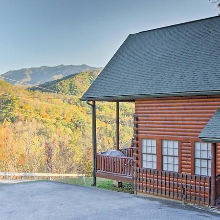 Expansive Gatlinburg Cabin Hot Tub, Deck And Grill! Eksteriør bilde