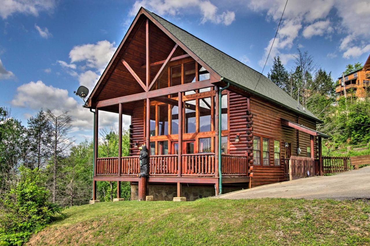 Expansive Gatlinburg Cabin Hot Tub, Deck And Grill! Eksteriør bilde