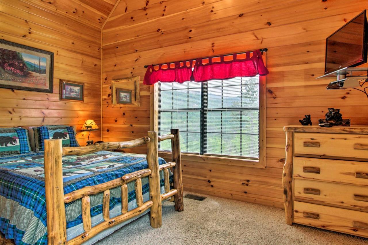 Expansive Gatlinburg Cabin Hot Tub, Deck And Grill! Eksteriør bilde