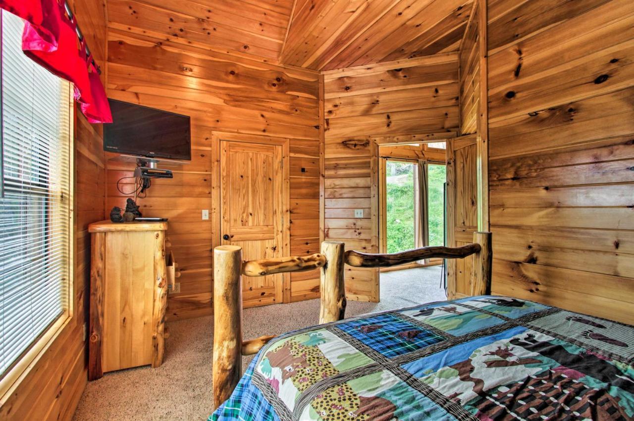 Expansive Gatlinburg Cabin Hot Tub, Deck And Grill! Eksteriør bilde